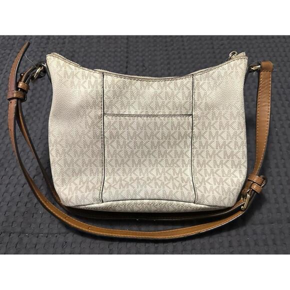 Michael Kors Authentic Cream Leather Shoulder Bag Purse Handbag - Picture 2 of 9